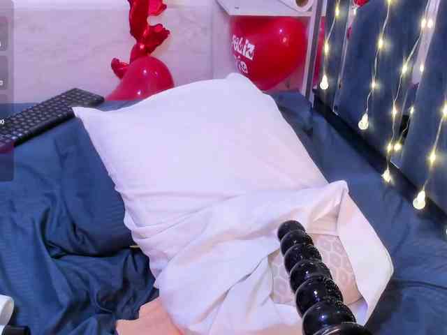 Veronica-Ryan webcam