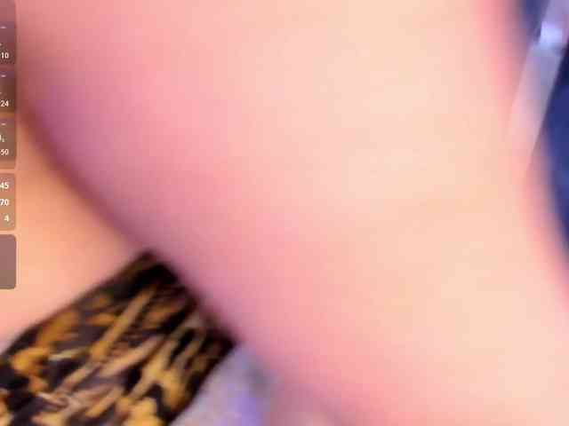 Veronica-Ryan webcam