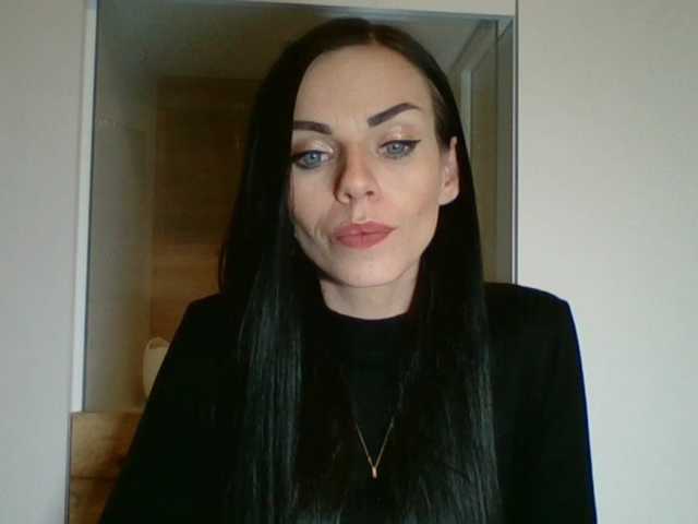 CassieDoll webcam bongacams model stream image