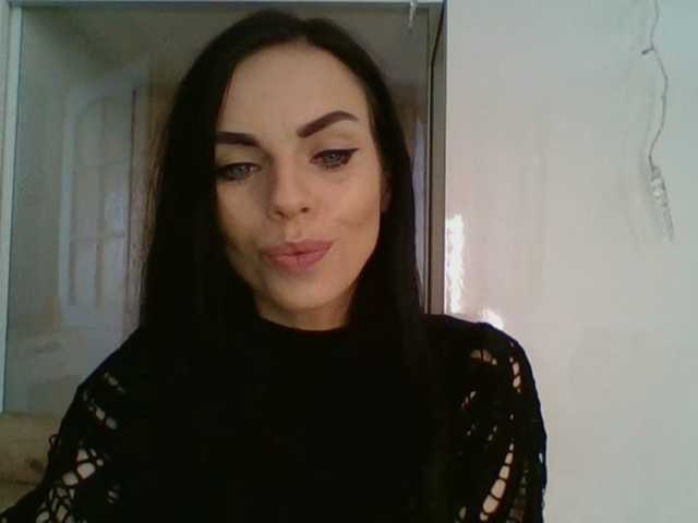 CassieDoll's BongaCams show and profile