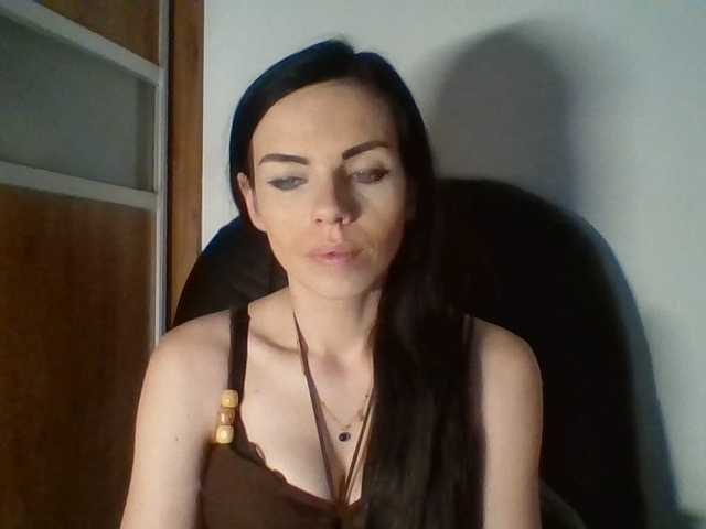 CassieDoll webcam bongacams model stream image