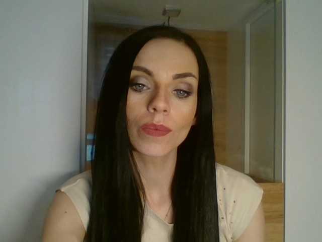 CassieDoll webcam bongacams model stream image