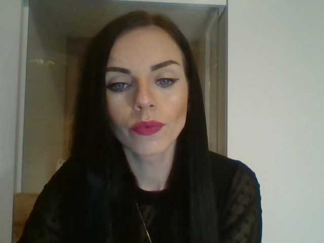 CassieDoll's BongaCams show and profile