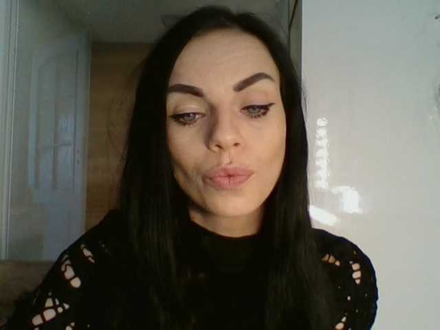 CassieDoll's BongaCams show and profile