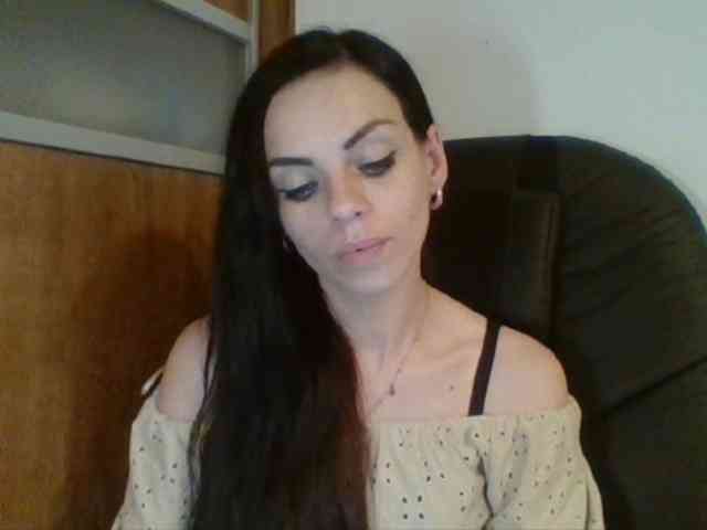 CassieDoll webcam