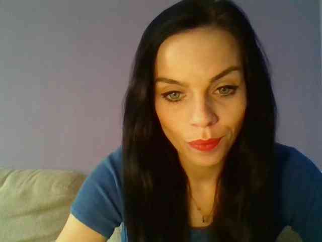CassieDoll webcam