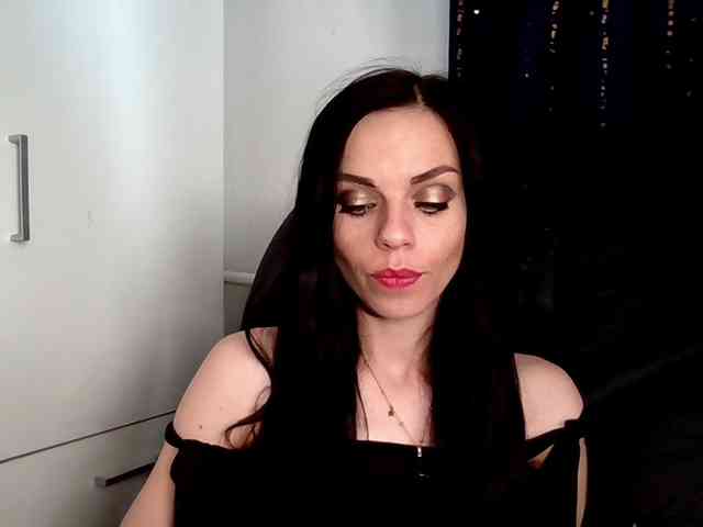 CassieDoll webcam