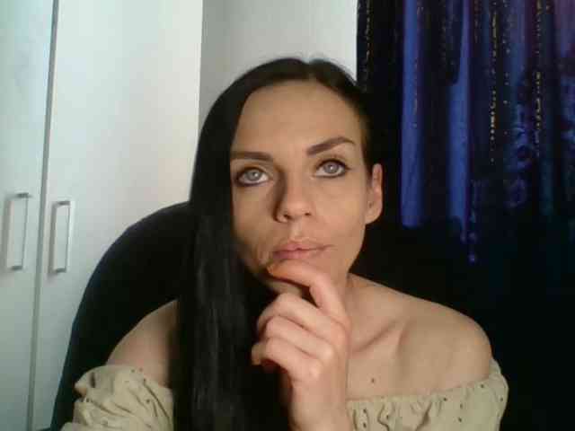 CassieDoll webcam