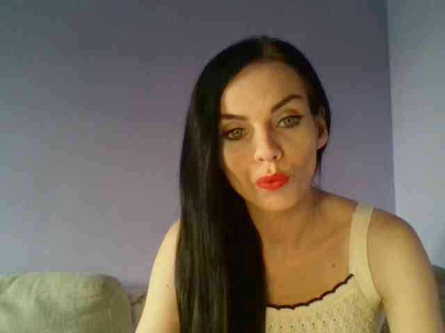 CassieDoll webcam