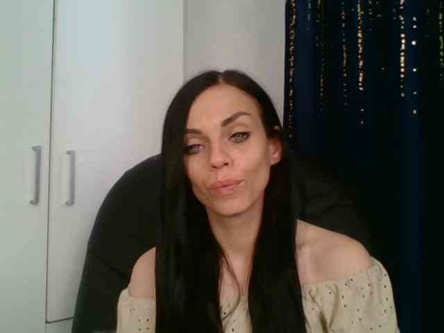 CassieDoll webcam