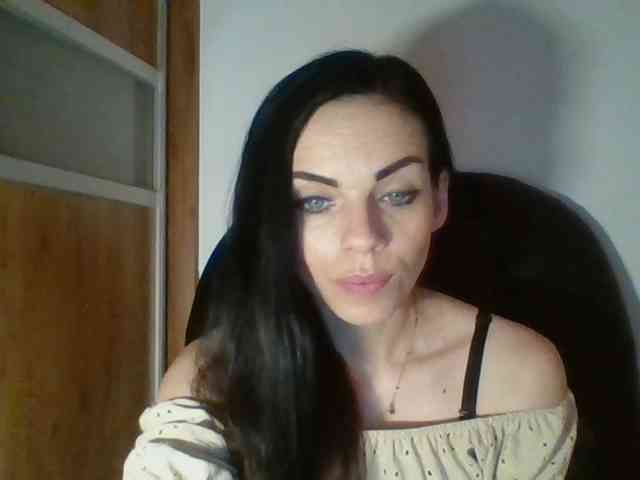 CassieDoll webcam