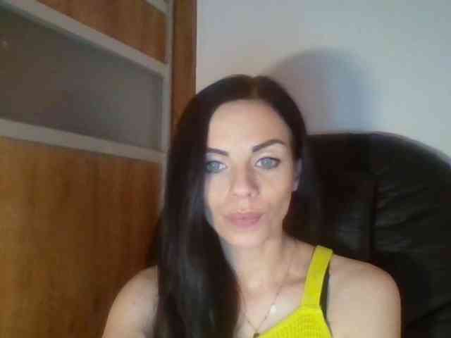 CassieDoll webcam