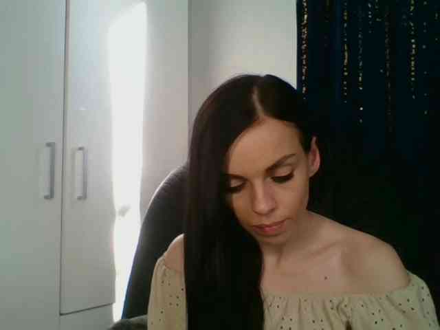 CassieDoll webcam