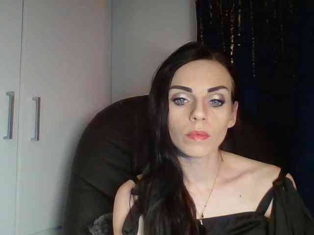 CassieDoll webcam