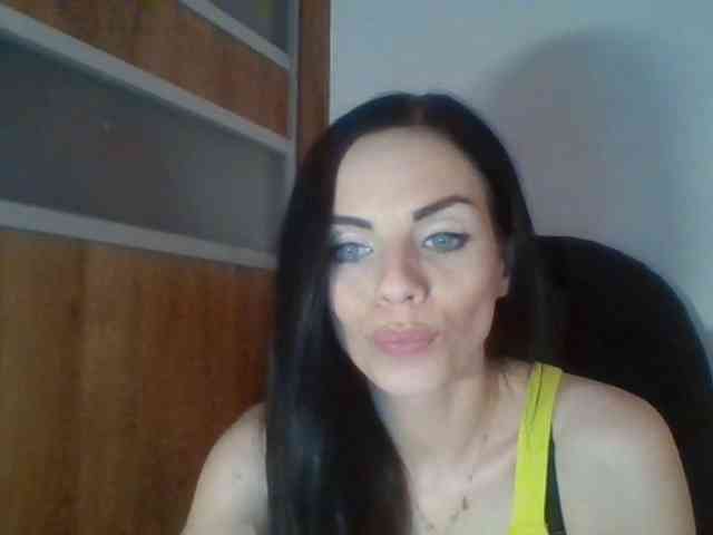 CassieDoll webcam