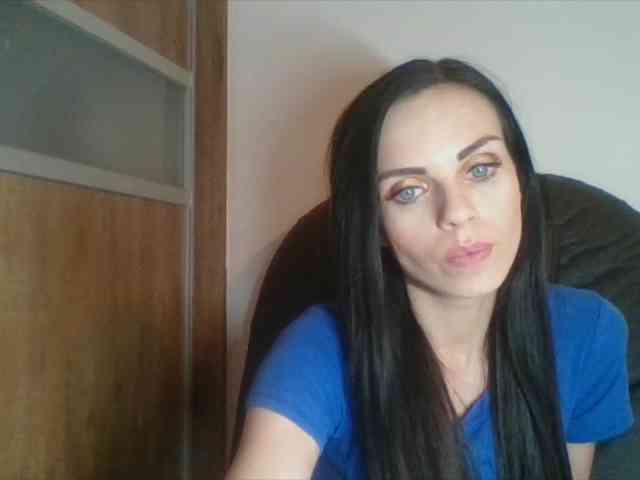CassieDoll webcam