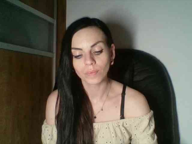 CassieDoll webcam