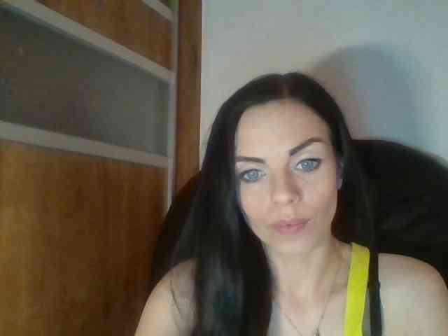 CassieDoll webcam