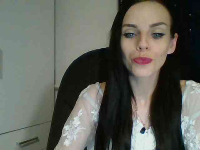 CassieDoll webcam