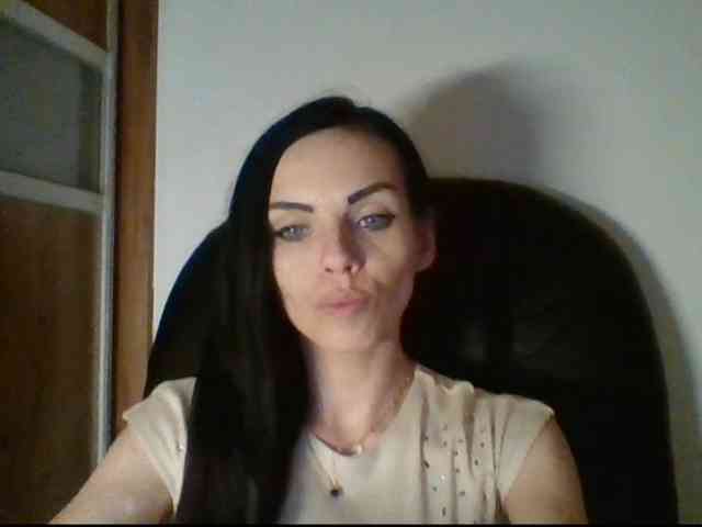 CassieDoll webcam