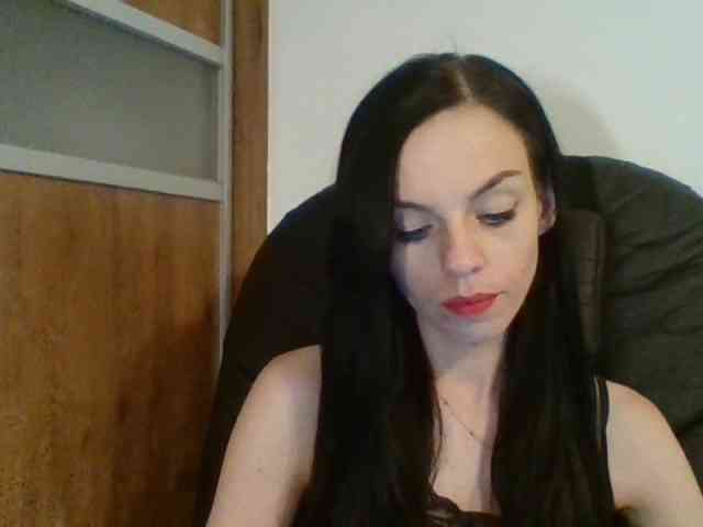 CassieDoll webcam