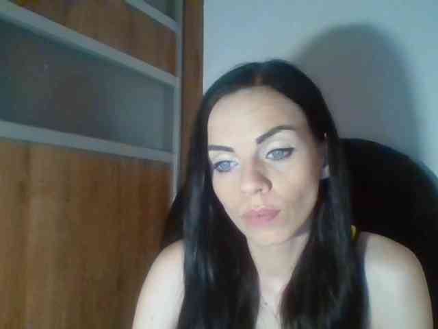 CassieDoll webcam