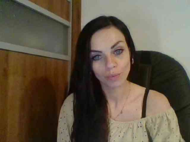CassieDoll webcam