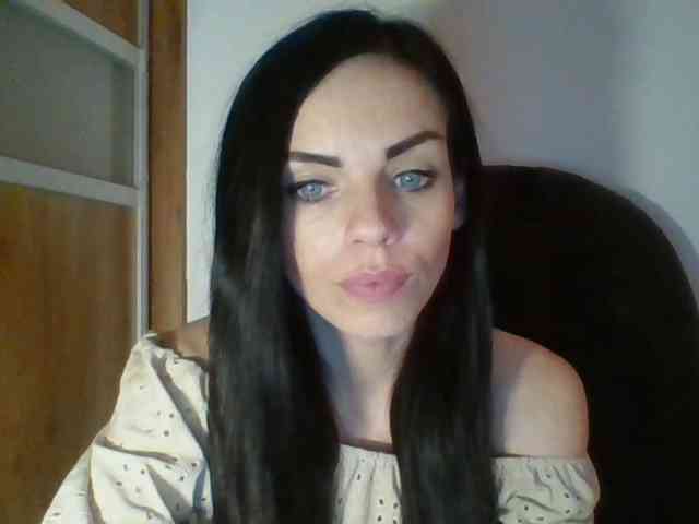CassieDoll webcam