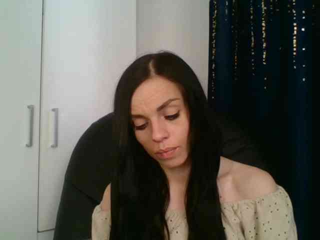 CassieDoll webcam