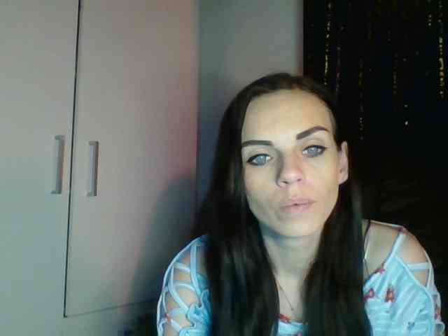 CassieDoll webcam
