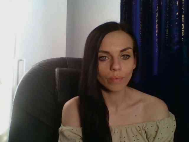 CassieDoll webcam