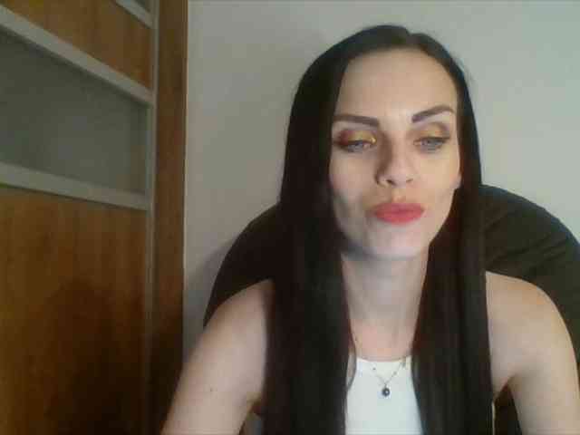 CassieDoll webcam