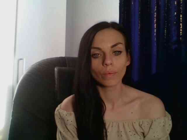 CassieDoll webcam