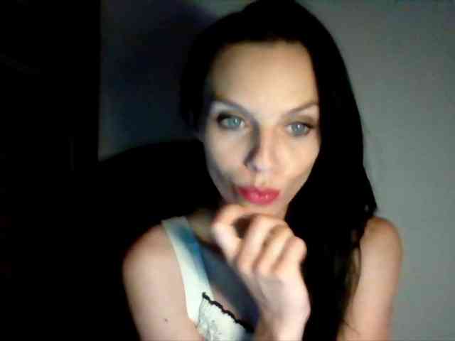 CassieDoll webcam