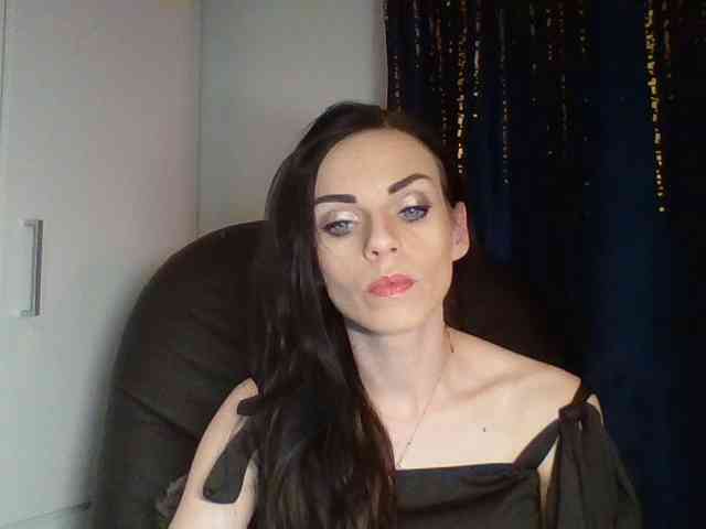 CassieDoll webcam