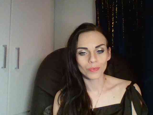 CassieDoll webcam