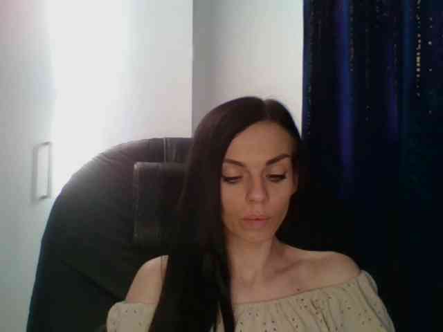 CassieDoll webcam