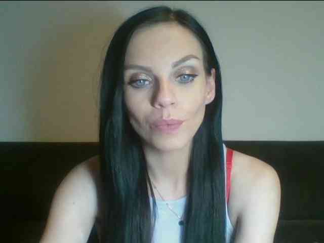 CassieDoll webcam