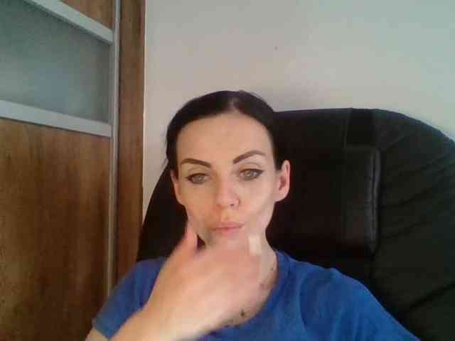 CassieDoll webcam