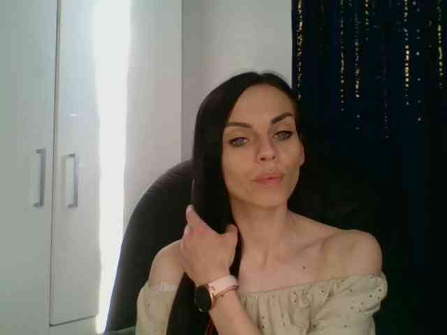 CassieDoll webcam