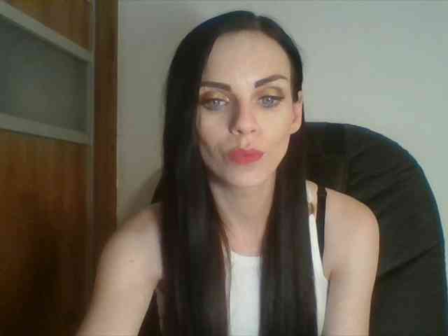 CassieDoll webcam
