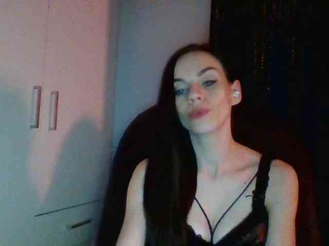 CassieDoll webcam