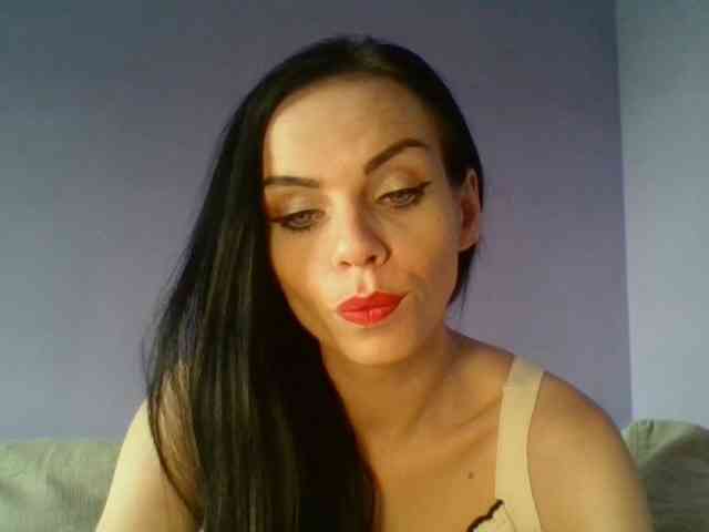 CassieDoll webcam