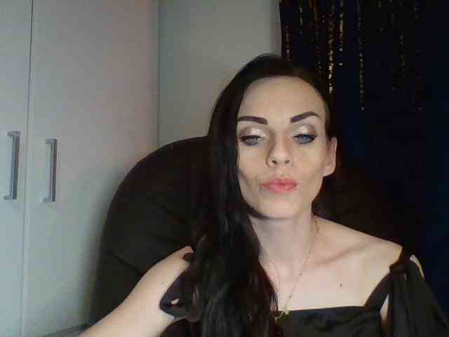 CassieDoll webcam