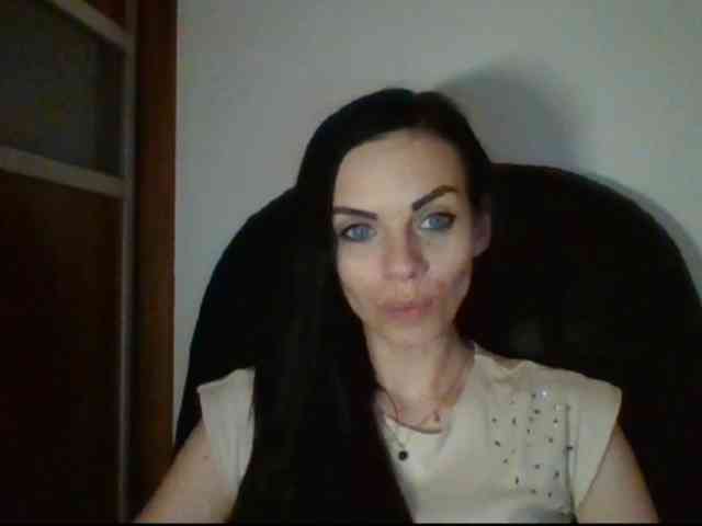 live cam bedroom CassieDoll
