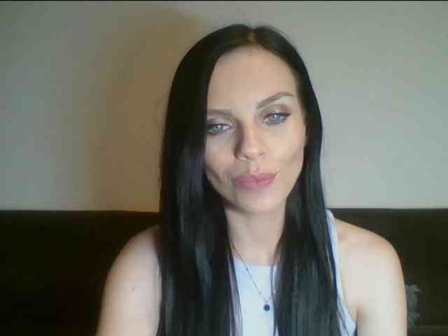 CassieDoll webcam