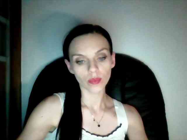 CassieDoll webcam