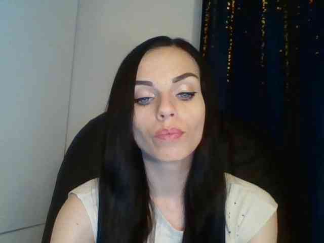 CassieDoll webcam