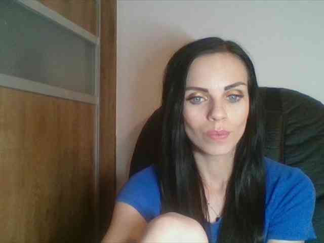 CassieDoll webcam