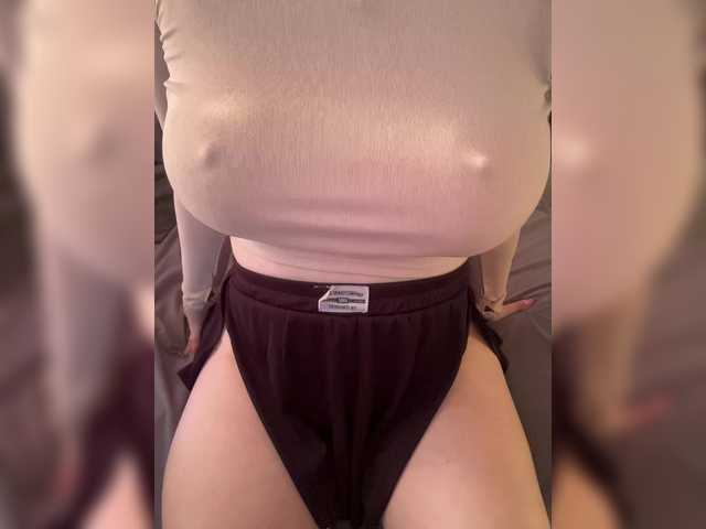 Miya-Miya's BongaCams show and profile